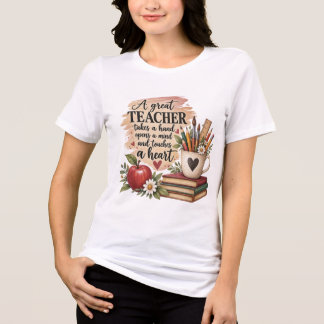 T-shirt En Tri-matière Un grand enseignant prend la main et touche le cœu