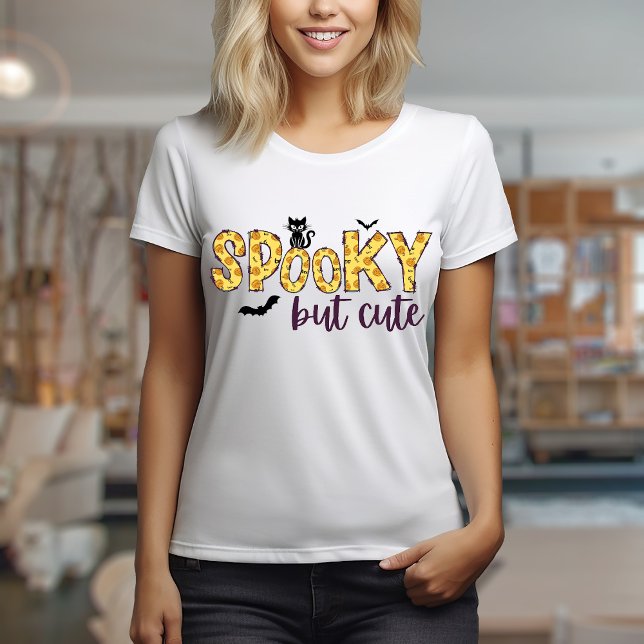 T-shirt en version éffrayante mais mignonne (Spooky but cute doodle letters t-shirt design)