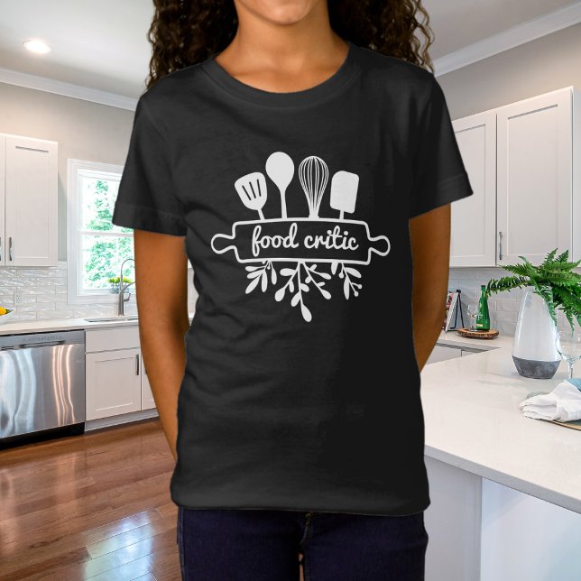 T-Shirt Enfant Critique de cuisine Ustensile de cuisine et (Créateur téléchargé)