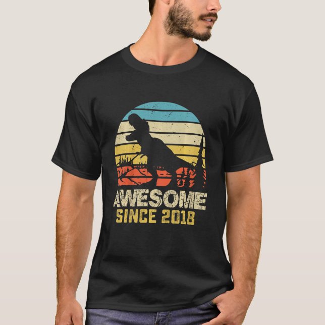 T-shirt Enfants 4e anniversaire Dinosaur Rex Awesome 2018  (Devant)
