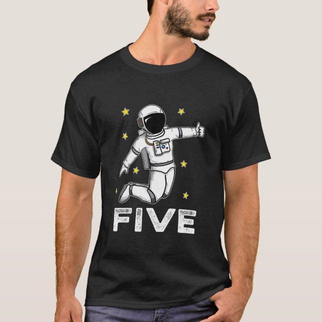 T-shirt Enfants 5 ans Anniversaire Un astronaute Jeu Cadea (Devant)