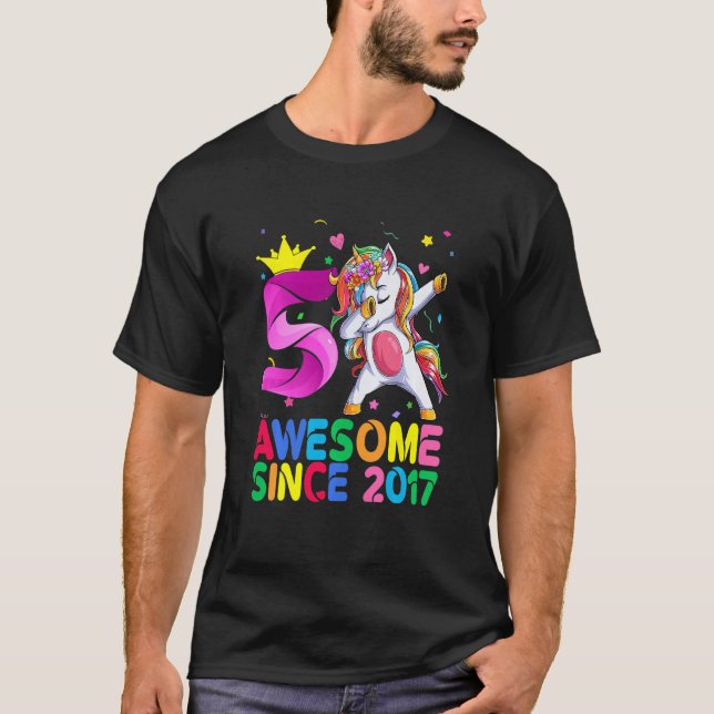 T-shirt Enfants 5 Ans Awesome Depuis 2017 Dabbing Unicor (Devant)