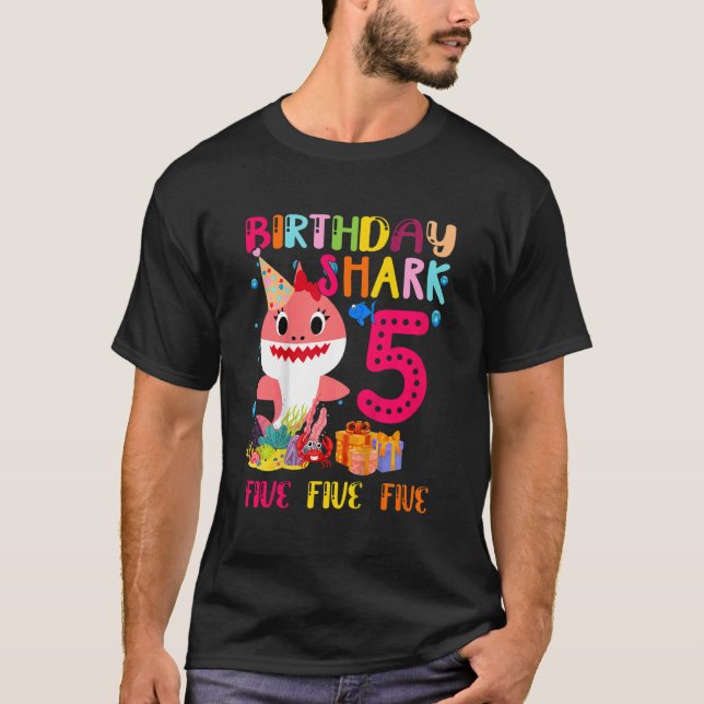 T-shirt Enfants Bébé mignon requin rose 5e anniversaire 5  (Devant)