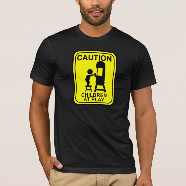 T-shirt Enfants de précaution au jeu - scie à ruban (Devant)