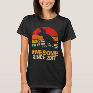 T-shirt Enfants géniaux depuis 2017 5e anniversaire Dinosa