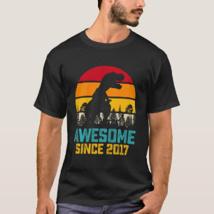 T-shirt Enfants géniaux depuis 2017 Dinosaur 5 ans Enfants