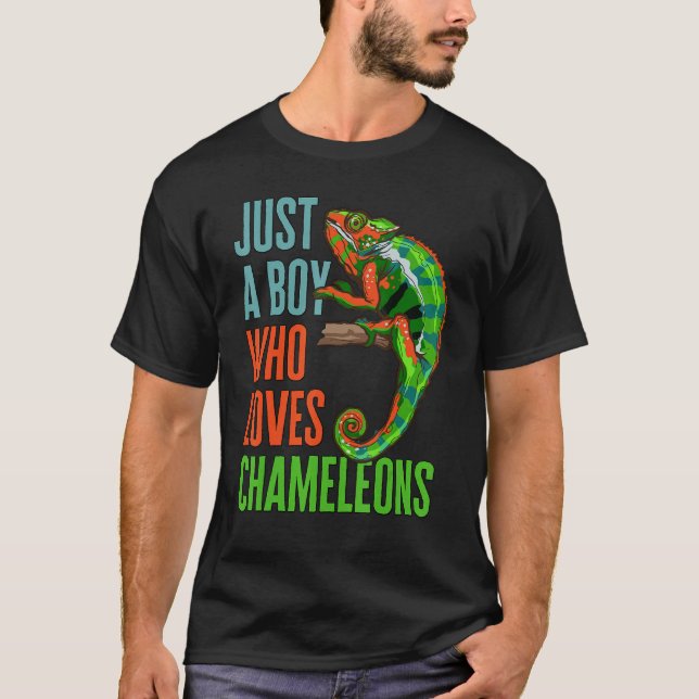 T-shirt Enfants Juste Un Garçon Qui Aime Chameleons Reptil (Devant)