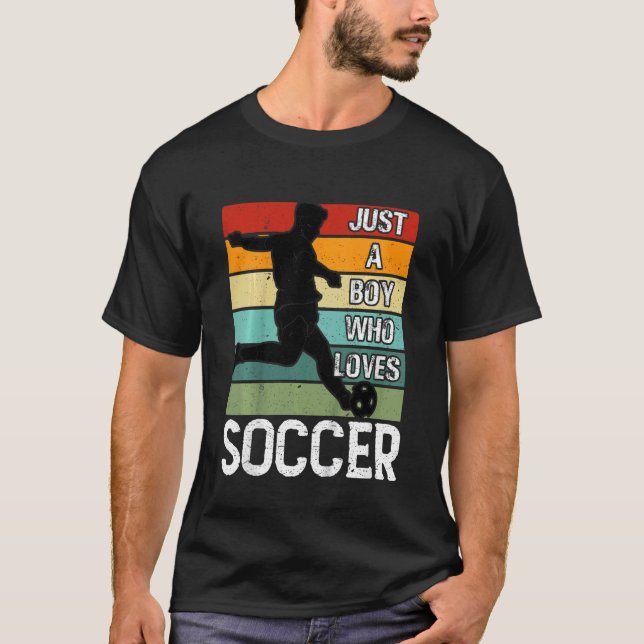 T-shirt Enfants Juste Un Garçon Qui Aime Le Joueur De Foot (Devant)