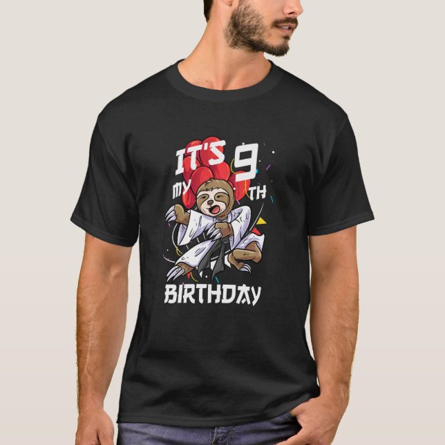 T-shirt Enfants Mon 9e anniversaire 9 ans Sloth Karate B (Devant)