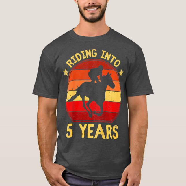 T-shirt Enfants Riding en 5 ans cadeau cheval cinq ans (Devant)