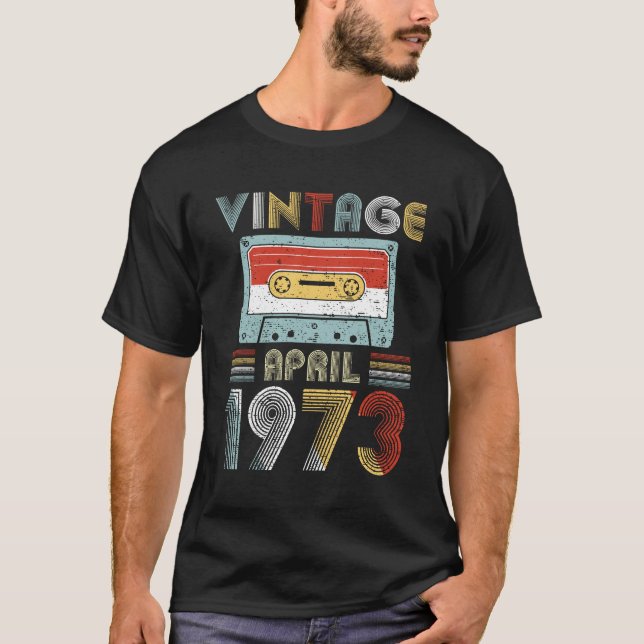 T-shirt Enregistreur à cassettes vintage d'anniversaire en (Devant)