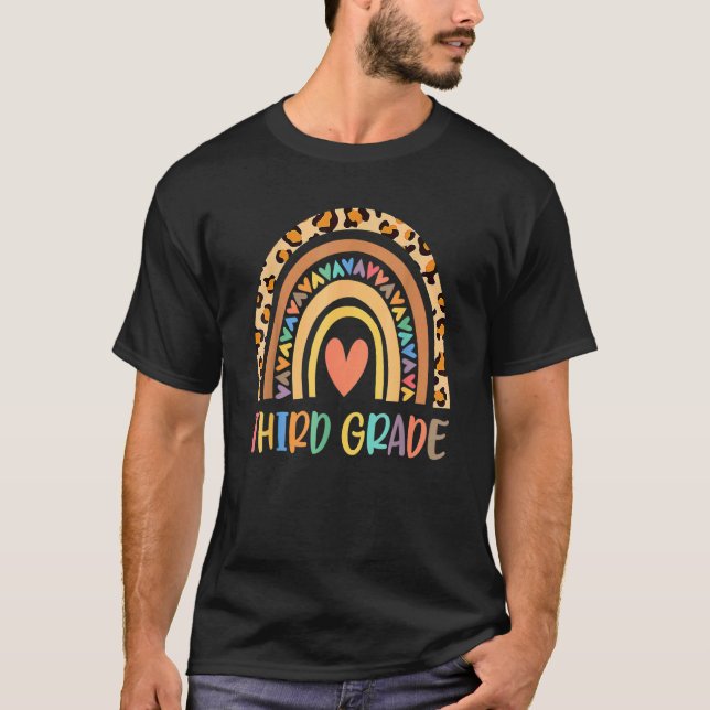 T-shirt Enseignant de 3e année Rainbow Leopard Troisième a (Devant)