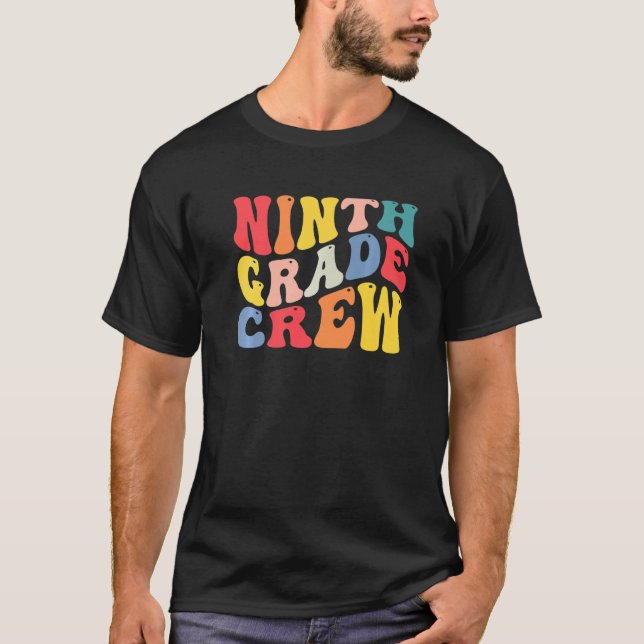 T-shirt Enseignant De 9E Année D'Équipage De Retour À L'Éc (Devant)