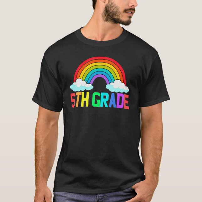 T-shirt Enseignant de cinquième année Léopard Arc-en-ciel  (Devant)