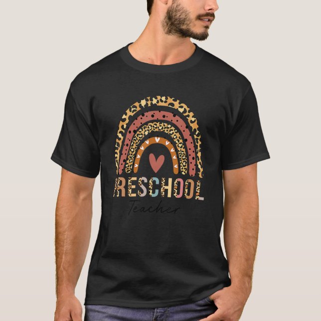 T-shirt Enseignant préscolaire Leopard Arc-en-ciel Enseign (Devant)