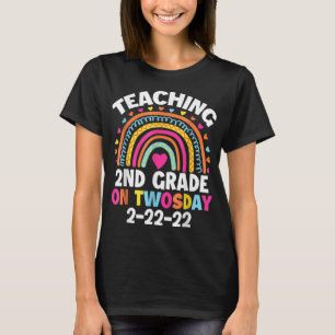 T-shirt Enseigner en 2e année le Mardi deux 22-02-22