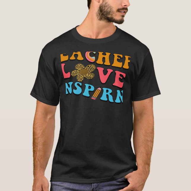 T-shirt Enseigner L'Amour Inspirer Rainbow Leopard Couper  (Devant)
