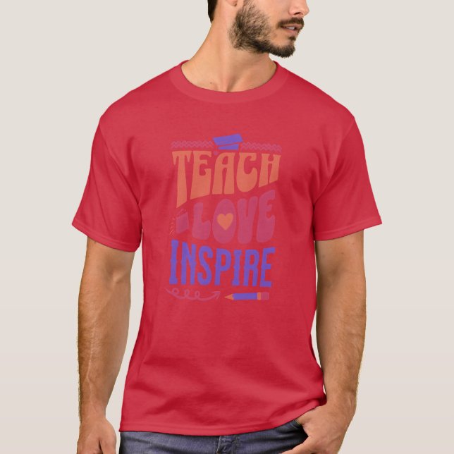 T-shirt Enseigner l'amour vintage (Devant)