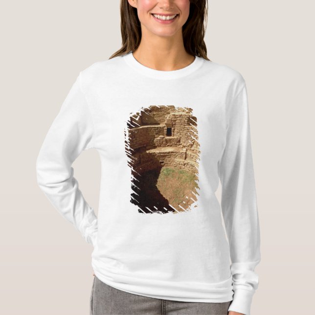T-shirt Entrée à un Kiva, construit siècles de c.11th-14th (Devant)