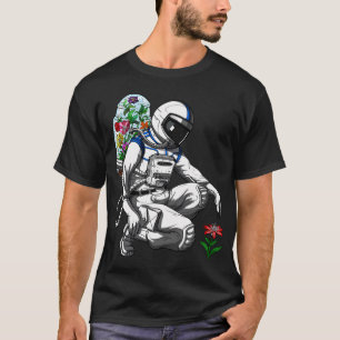 T-shirt Environnementaliste astronaute