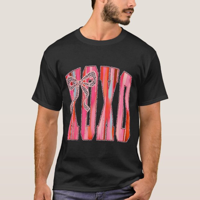 T-shirt Épingle Xoxo Bow Léopard Drôle de Saint-Valentin C (Devant)