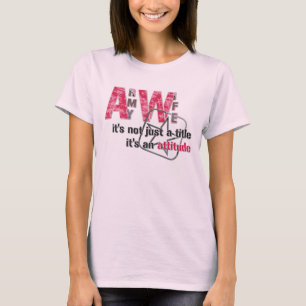 T-shirt Épouse d'armée pas simplement un titre