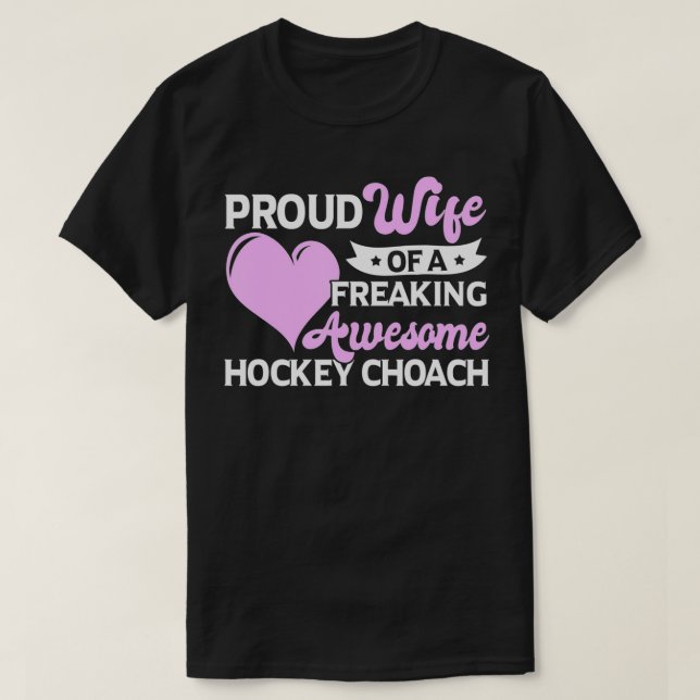 T-shirt Épouse Entraîneuse De Hockey Joueuse De Hockey (Design devant)