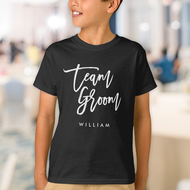 T-shirt Équipe Chic Tendance Brosse Écriture Blanche Groom (Créateur téléchargé)
