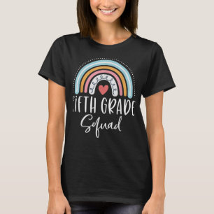 T-shirt Équipe de 5e année Cute Coeur arc-en-ciel Tea de 5