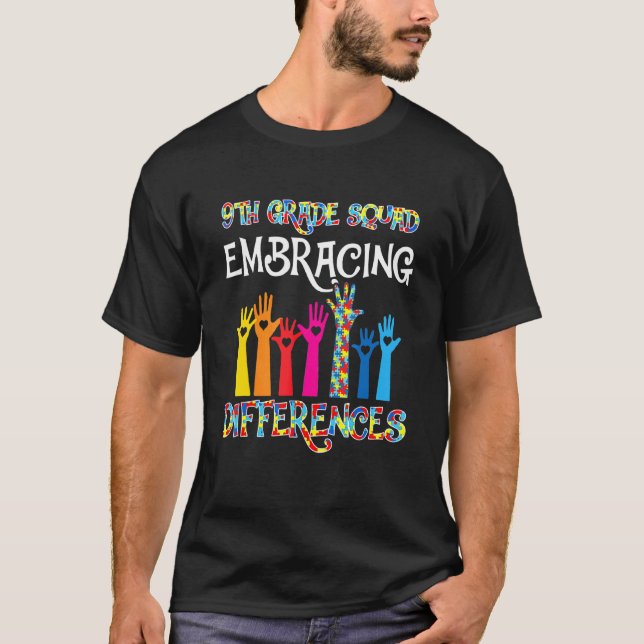 T-shirt Équipe de 9e année adoptant les différences Autism (Devant)