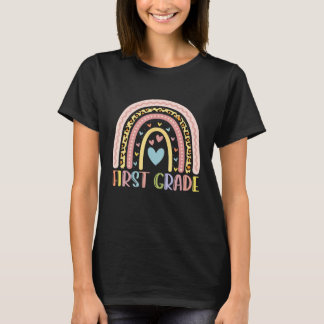 T-shirt Équipe de filles léopard arc-en-ciel de première a