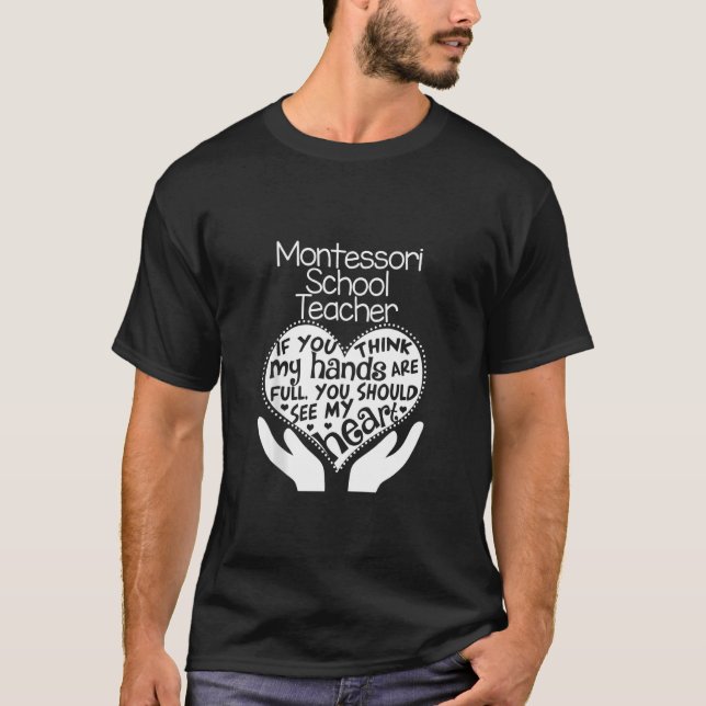 T-shirt Équipe de l'école de coeur de Montessori (Devant)