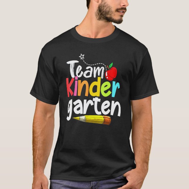 T-shirt Équipe de rentrée des classes Éducatrice de matern (Devant)