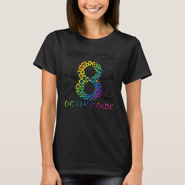T-shirt Équipe de typographie de 8e année Leopard Thé de 8 (Devant)