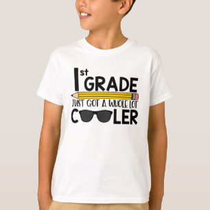 T-shirt ęr La catégorie a juste obtenu à des enfants de