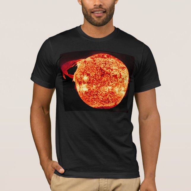 T-shirt Éruption chromosphérique - photo prise du Skylab (Devant)