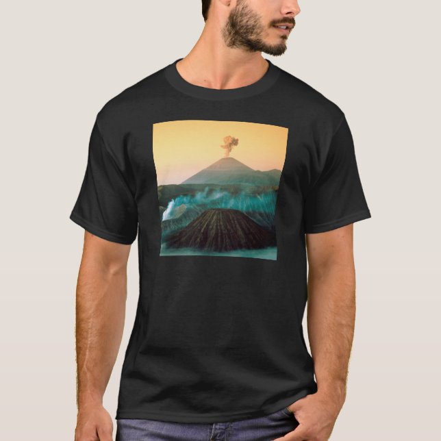 T-shirt Éruption d'Indonésien de volcan (Devant)