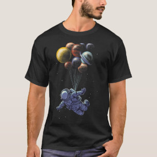 T-shirt Espace. Voyage réaliste. Espace. Planètes