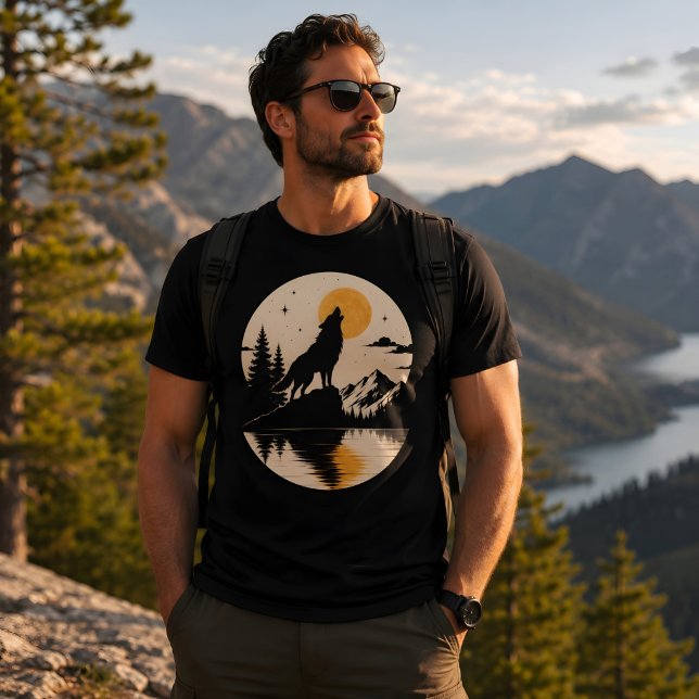 T-shirt Esprit de loup sous la lune (Créateur téléchargé)