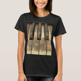 T-shirt Est Tombé Une Mélodie Laissée Abandonnée