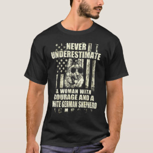 T-shirt Et Un Berger Allemand Blanc