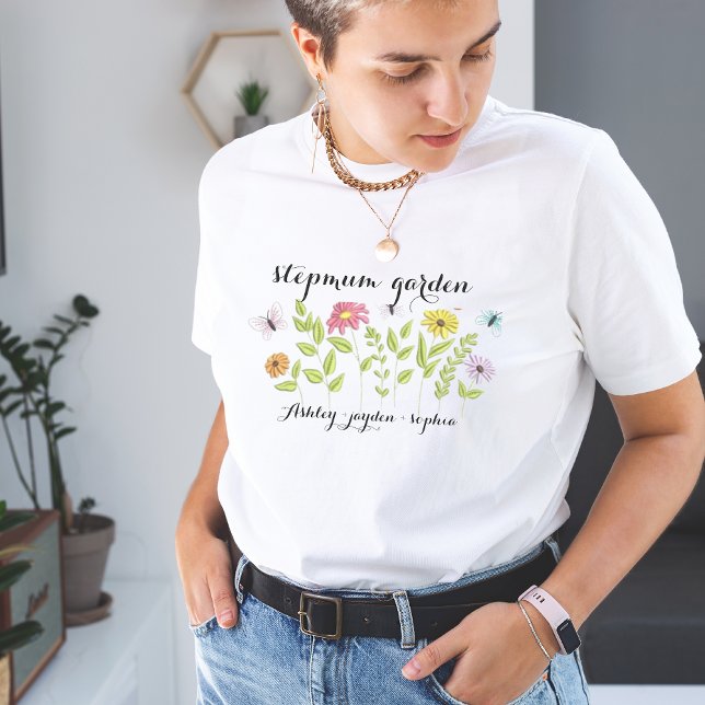 T-shirt Étape personnalisée enfants nom fleurs mère jour (Créateur téléchargé)