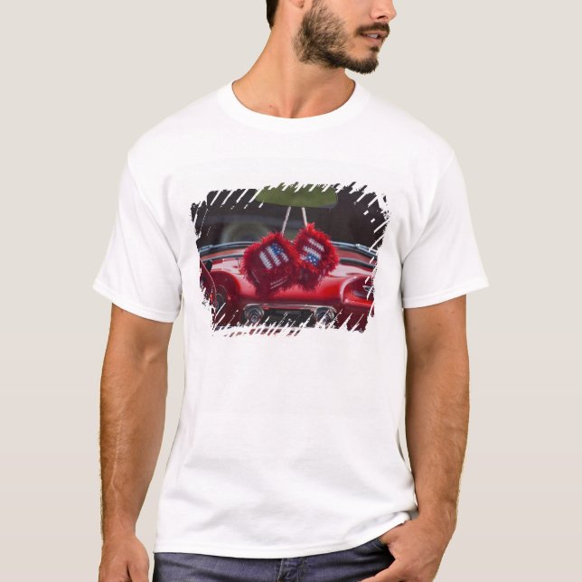 T-shirt États-Unis, Massachusetts, Gloucester. Dés flous a (Devant)