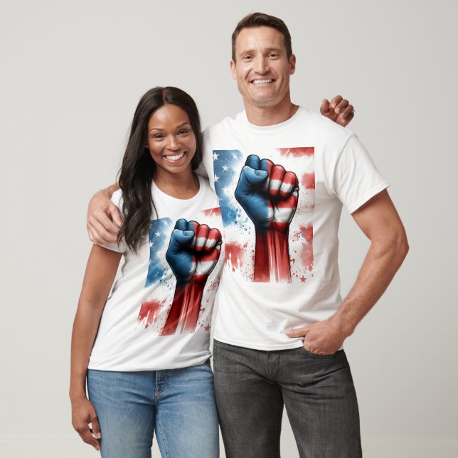 T-shirt Etats-Unis Poing avec Arrière - plan du drapeau (Unisexe)