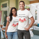 T-shirt Été de réunion familiale<br><div class="desc">Ce T-shirt Family Reunion est décoré de pastèques d'été aquarelles. Facile à personnaliser. Utilisez l'outil de conception pour modifier la taille,  le style ou la couleur du texte. En créant notre oeuvre,  vous ne trouverez pas cette image exacte d'autres créateurs. Aquarelle originale © Michele Davies.</div>