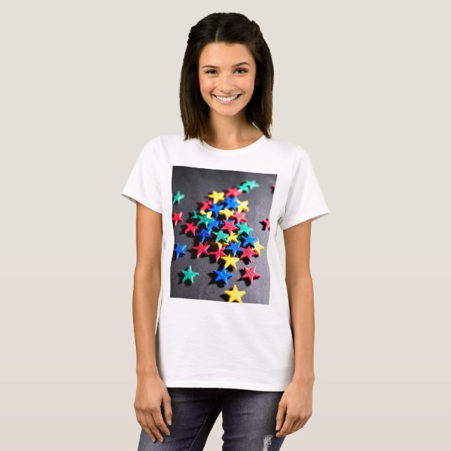 T-Shirt Étoiles Colorées (Devant entier)