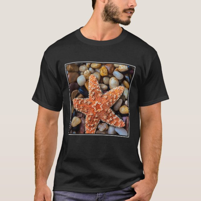 T-shirt Étoiles de mer sur des roches (Devant)