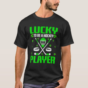 T-shirt Être un joueur de hockey Shamrock de la Saint Patr