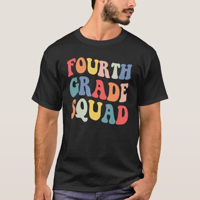 T-shirt Étudiant de 4e année de l'équipe Retour à Sc (Devant)