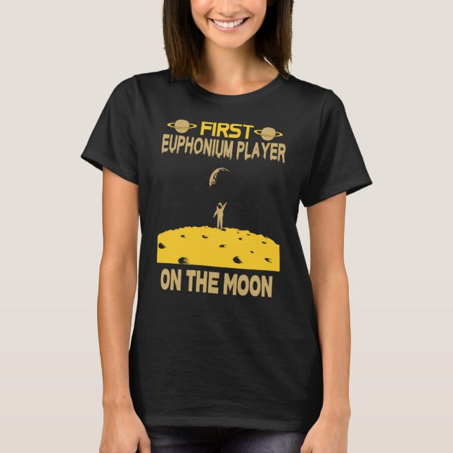 T-shirt Euphonium Player On The Moon (Devant)